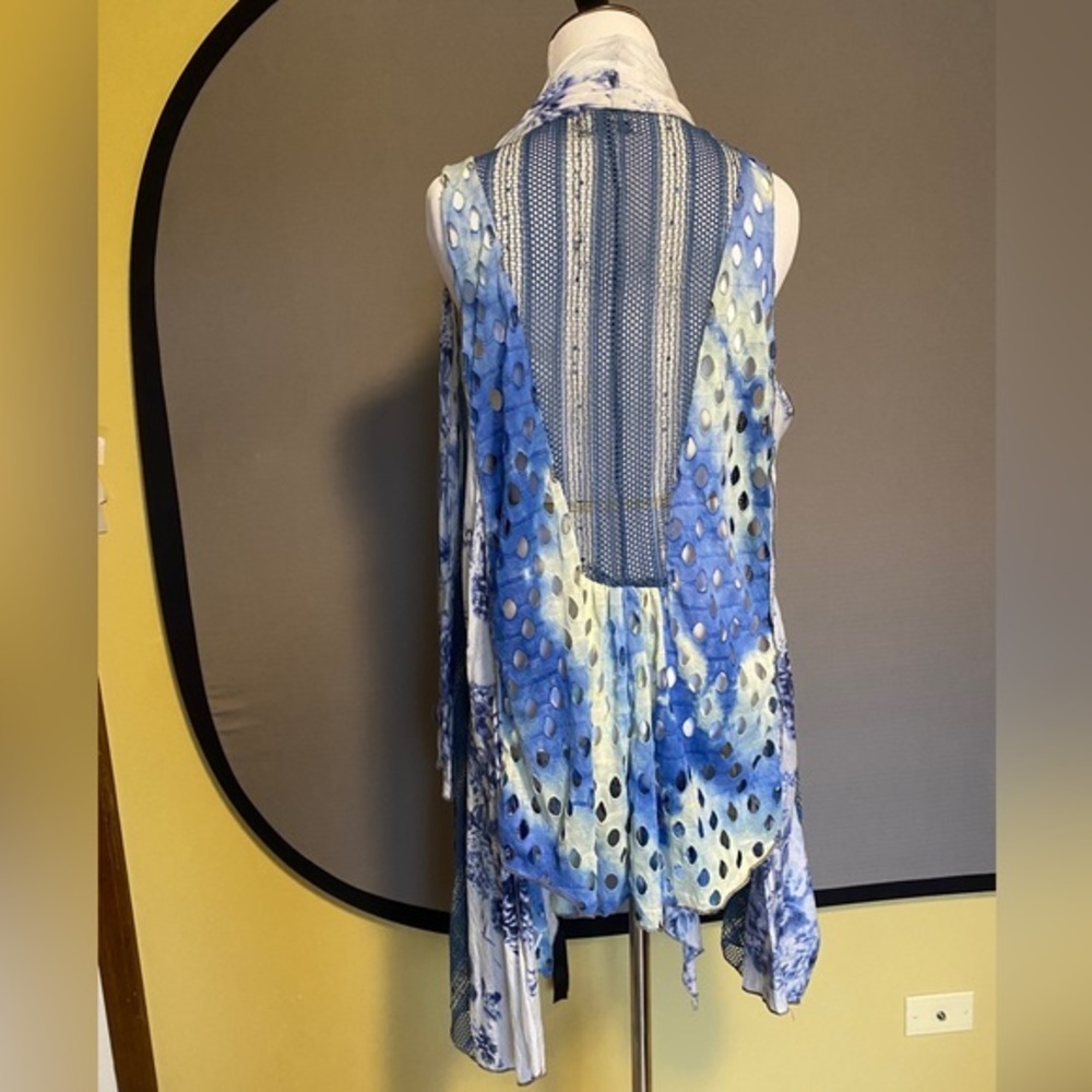 Eclectic Print Waterfall Vest in Blue/Yellow Size Small